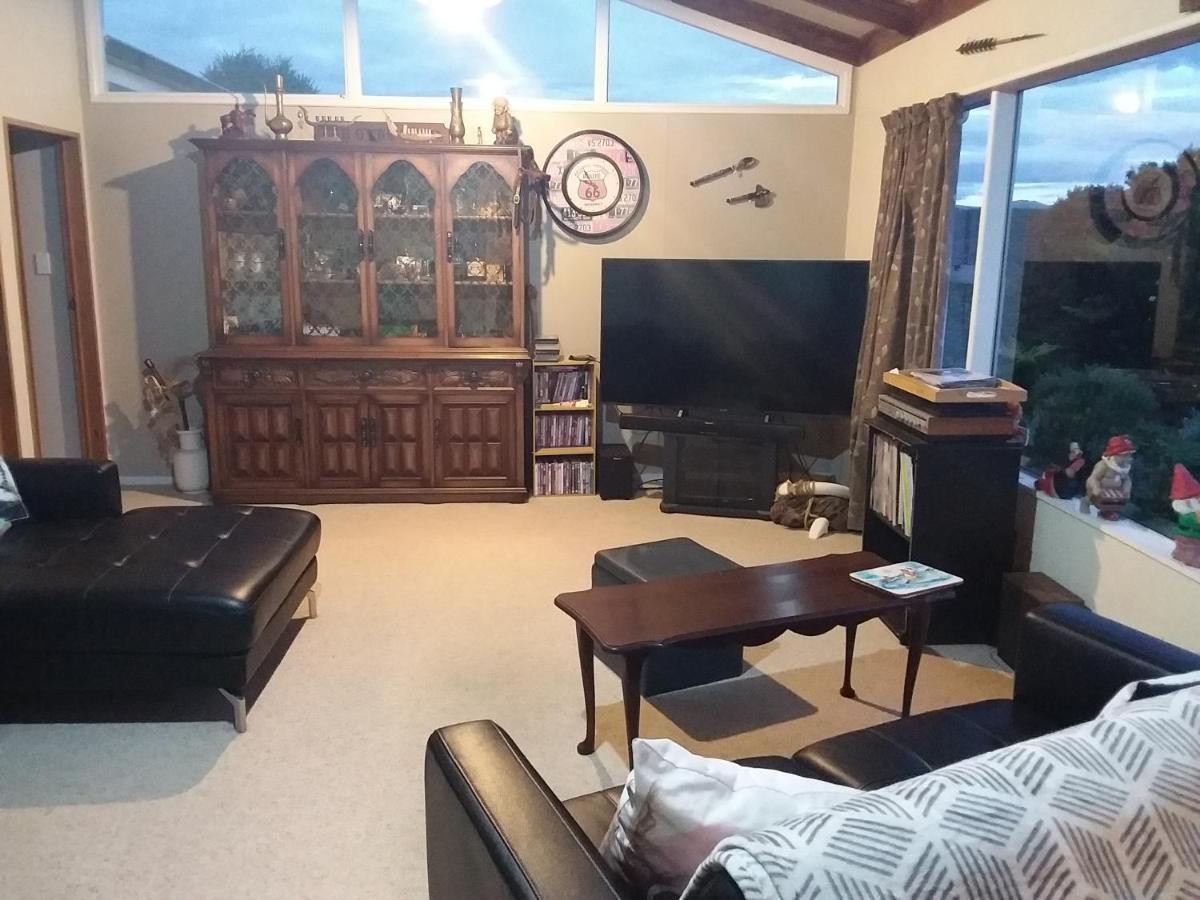 Ponga B&B Half-moon Bay Экстерьер фото